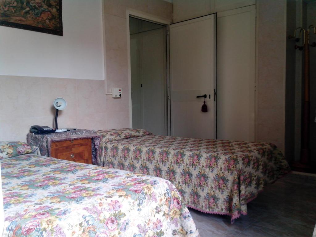 Hotel Stadler 2 Roma Quarto foto