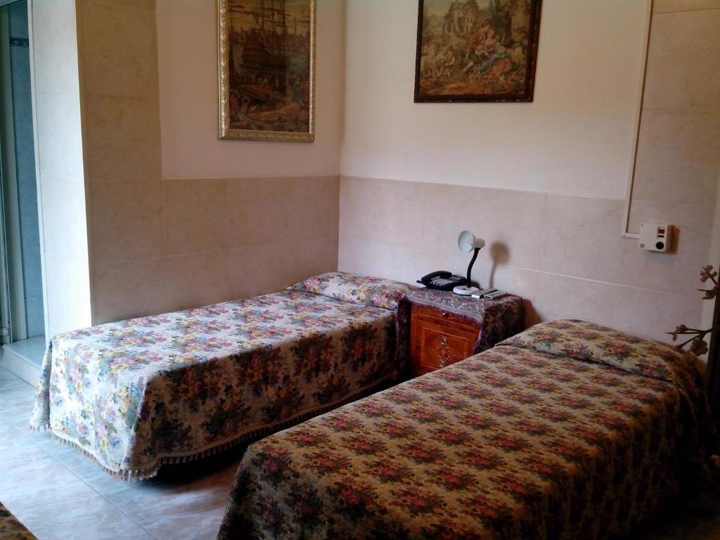 Hotel Stadler 2 Roma Quarto foto